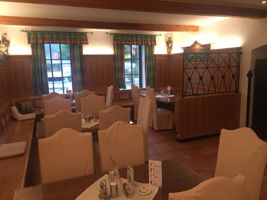 Hotel Gasthof Sonne Ашах-ан-дер-Донау Екстериор снимка